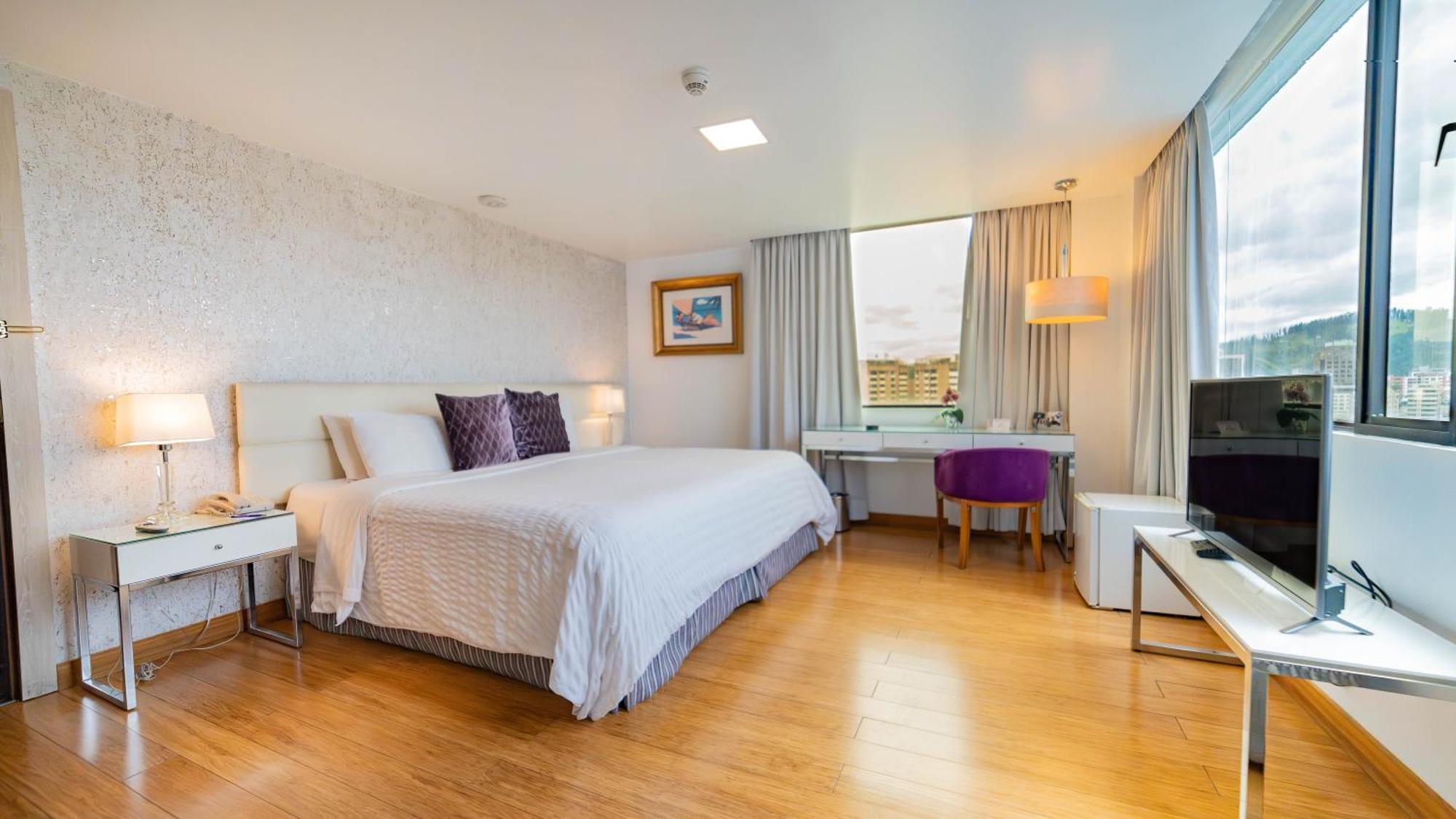 Hotel Rio Amazonas Quito Kültér fotó